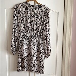 Zara Black & Cream Floral Long Sleeve Mini Dress
